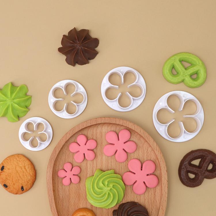 LsCook 4-Piece Set No-Handle Plum Blossom Cutter Realistic Baking Mold