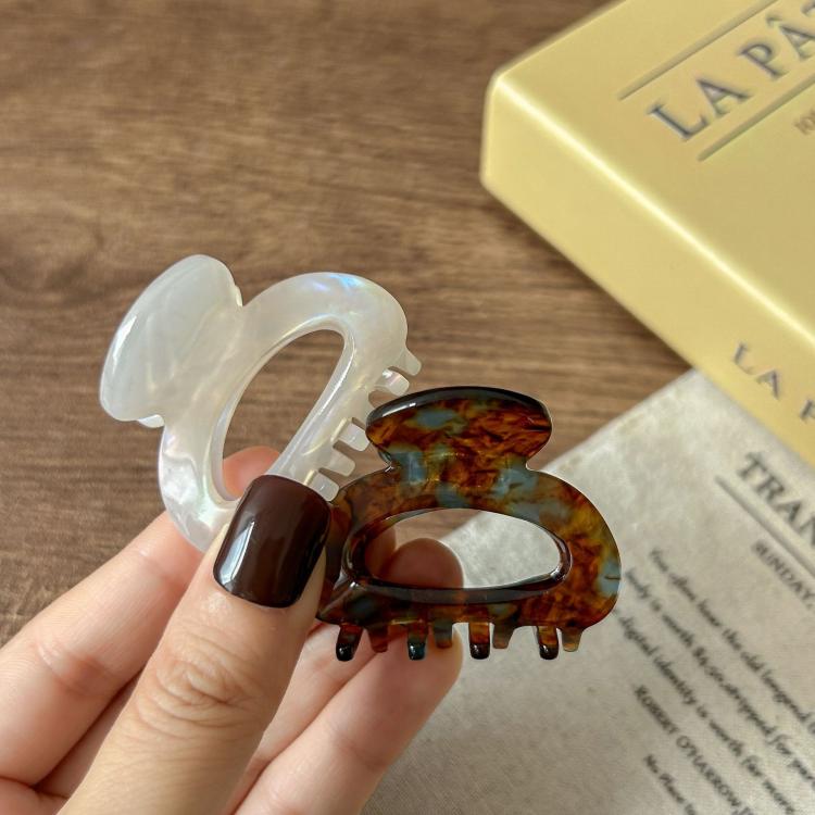 Small Hair Claw Clips for Women Non-Slip Tortoise Shell Acetate Hair Clips Vintage French Design Hair Jaw Clips